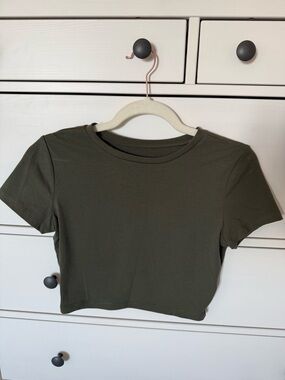 American Eagle Outfitters Olive Green Crop Top